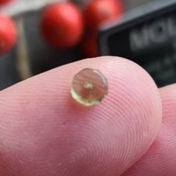 Silver and genuine moldavite bead necklace - Picture 4 of 5